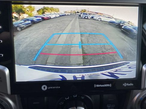 Used 2022 Toyota 4Runner SR5 Premium image 18