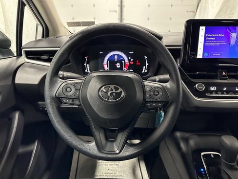 Used 2026 Toyota Corolla LE FWD image 18