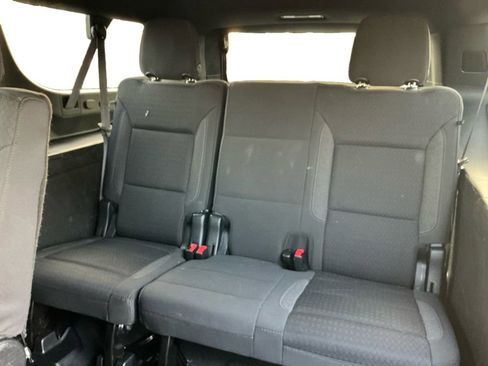 Used 2023 Chevrolet Suburban LS image 21