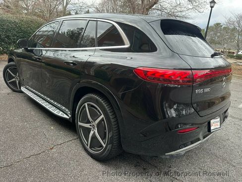 Used 2023 Mercedes-Benz EQS 580 4MATIC SUV image 4