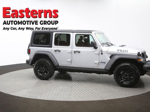 Used 2023 Jeep Wrangler Unlimited w/ Cold Weather Group image 49