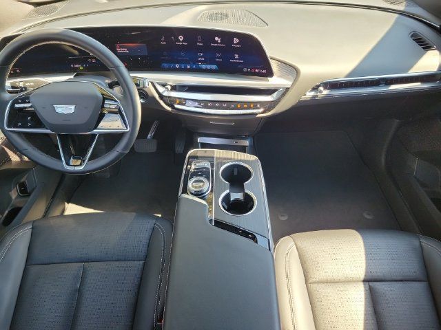 Used 2024 Cadillac Lyriq Sport AWD/4WD image 11