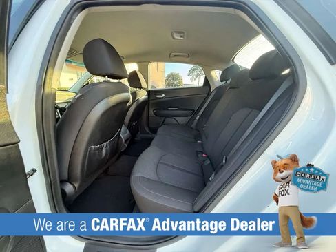 Used 2016 Kia Optima LX FWD image 29