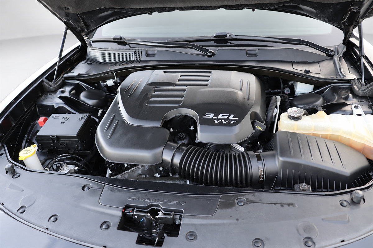 Used 2022 Dodge Charger SXT RWD image 42
