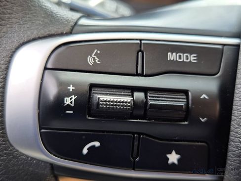 Certified 2025 Kia Sportage LX FWD image 27
