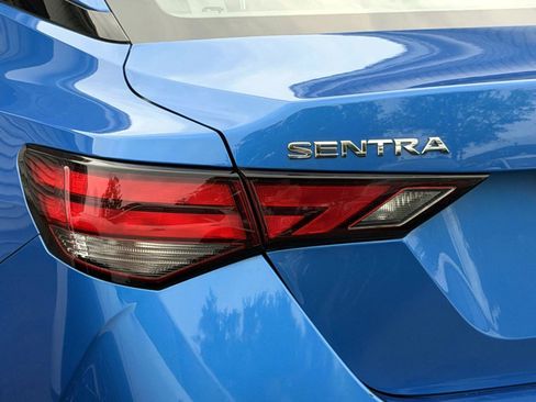 Used 2023 Nissan Sentra SV FWD image 10