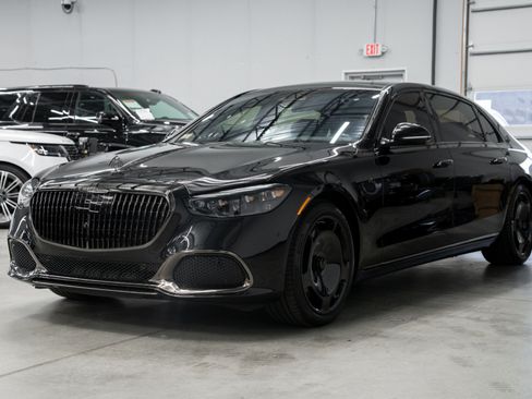 Used 2024 Mercedes-Benz Maybach S 680 4MATIC image 5