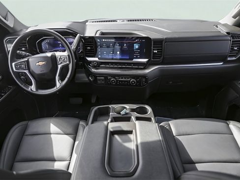 Used 2025 Chevrolet Silverado 2500 LTZ image 27