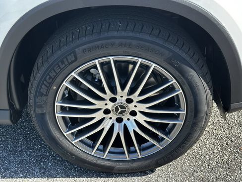 New 2026 Mercedes-Benz GLC 300 image 14