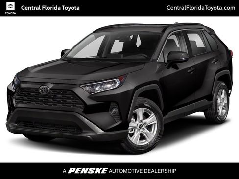 Used 2020 Toyota RAV4 XLE FWD image 1