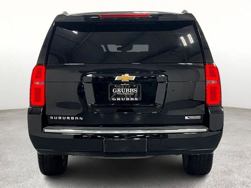 Used 2017 Chevrolet Suburban Premier image 6