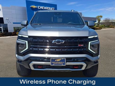 Used 2025 Chevrolet Suburban Z71 AWD/4WD image 23