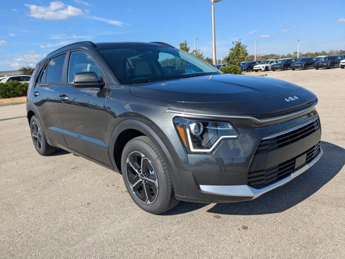 New 2026 Kia Niro EX image 35