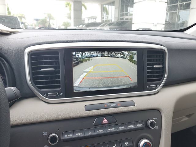 Used 2020 Kia Sportage LX FWD image 25