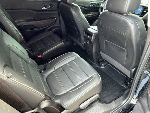 Certified 2023 GMC Acadia Denali w/ Black Diamond Edition FWD image 31