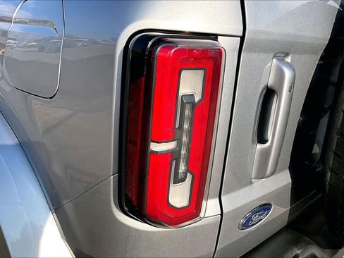 Certified 2021 Ford Bronco Outer Banks image 27