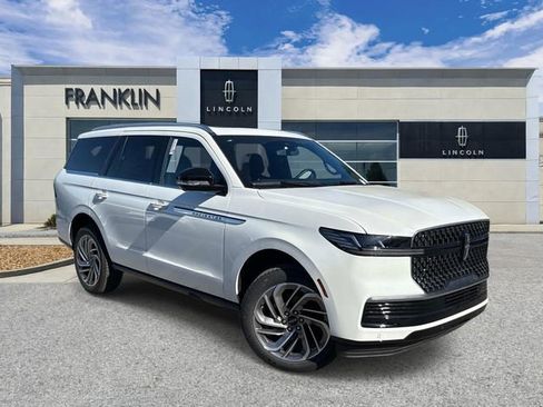 New 2026 Lincoln Navigator Reserve AWD/4WD image 1