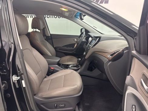 Used 2018 Hyundai Santa Fe Sport image 29