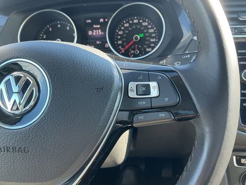 Used 2019 Volkswagen Tiguan SE image 14