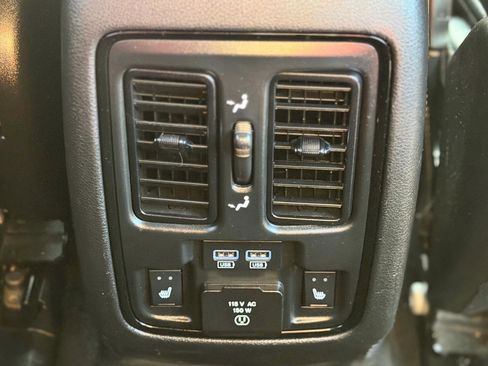 Used 2021 Dodge Durango R/T w/ Blacktop Package AWD/4WD image 22
