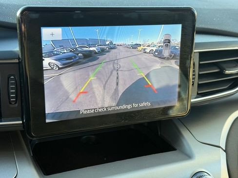 Certified 2021 Ford Explorer XLT w/ Equipment Group 202A image 19