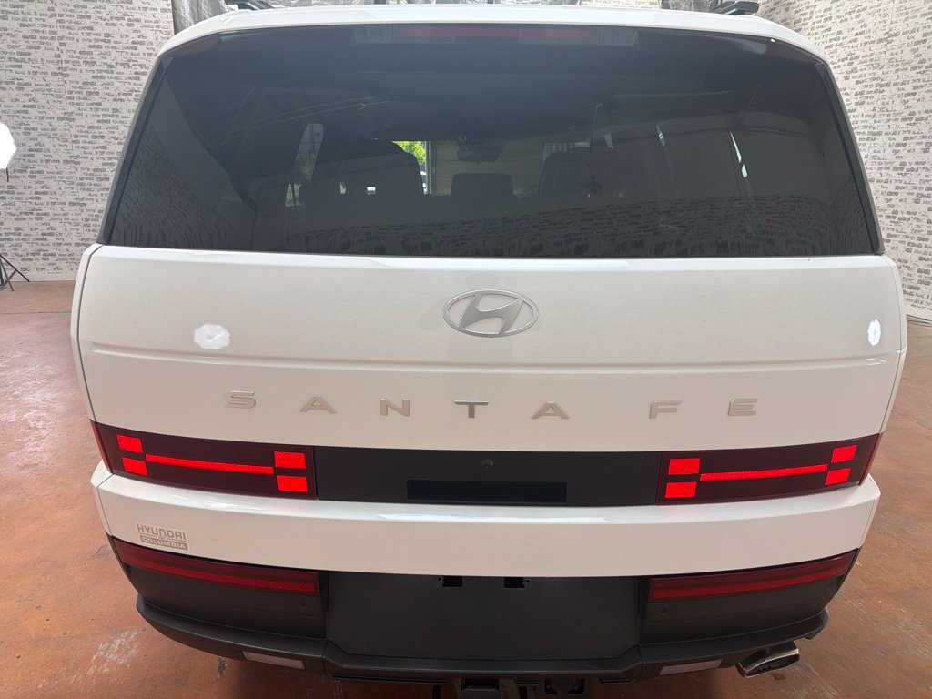 Certified 2025 Hyundai Santa Fe SEL FWD image 6