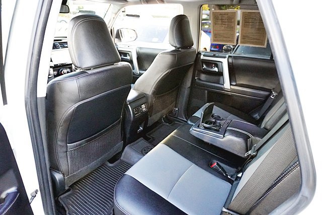 Used 2023 Toyota 4Runner SR5 Premium w/ Moonroof Package RWD image 28