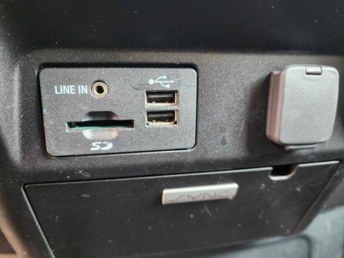 Used 2015 Ford F150 XLT w/ Equipment Group 302A Luxury image 25