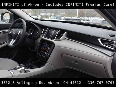New 2025 INFINITI QX50 Luxe image 15