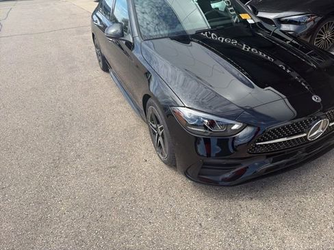 Used 2023 Mercedes-Benz C 300 4MATIC Sedan image 2