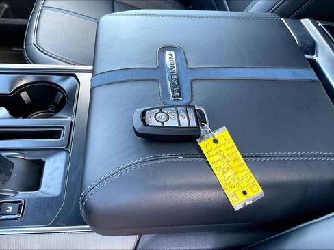 Certified 2025 Ford F150 Platinum w/ Equipment Group 702A High AWD/4WD image 10