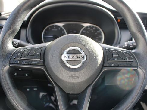 Used 2023 Nissan Kicks S image 16