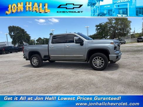 Used 2025 Chevrolet Silverado 2500 High Country w/ High Country Premium Package AWD/4WD image 18