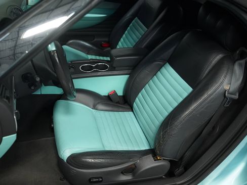 Used 2002 Ford Thunderbird image 38