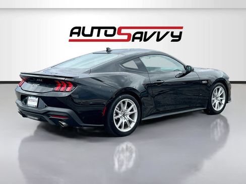 Used 2024 Ford Mustang GT Premium RWD image 7