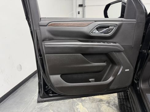 Used 2021 Chevrolet Tahoe High Country w/ Premium Package image 10