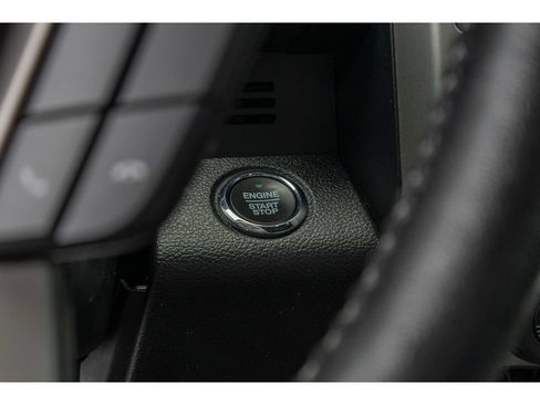 Used 2019 Ford F150 Lariat w/ Equipment Group 502A Luxury AWD/4WD image 28