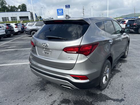 Used 2017 Hyundai Santa Fe Sport AWD/4WD image 4