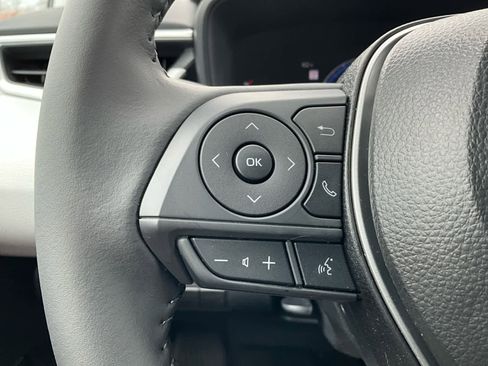 Used 2026 Toyota Corolla SE image 21