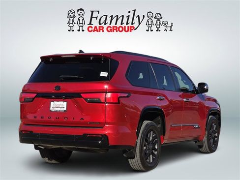 Used 2025 Toyota Sequoia Platinum image 4