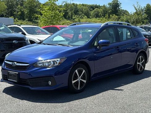 Certified 2023 Subaru Impreza 2.0i Premium AWD/4WD image 3