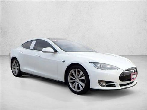 Used 2016 Tesla Model S 85D image 6