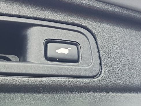 Used 2018 Honda Pilot EX-L image 11