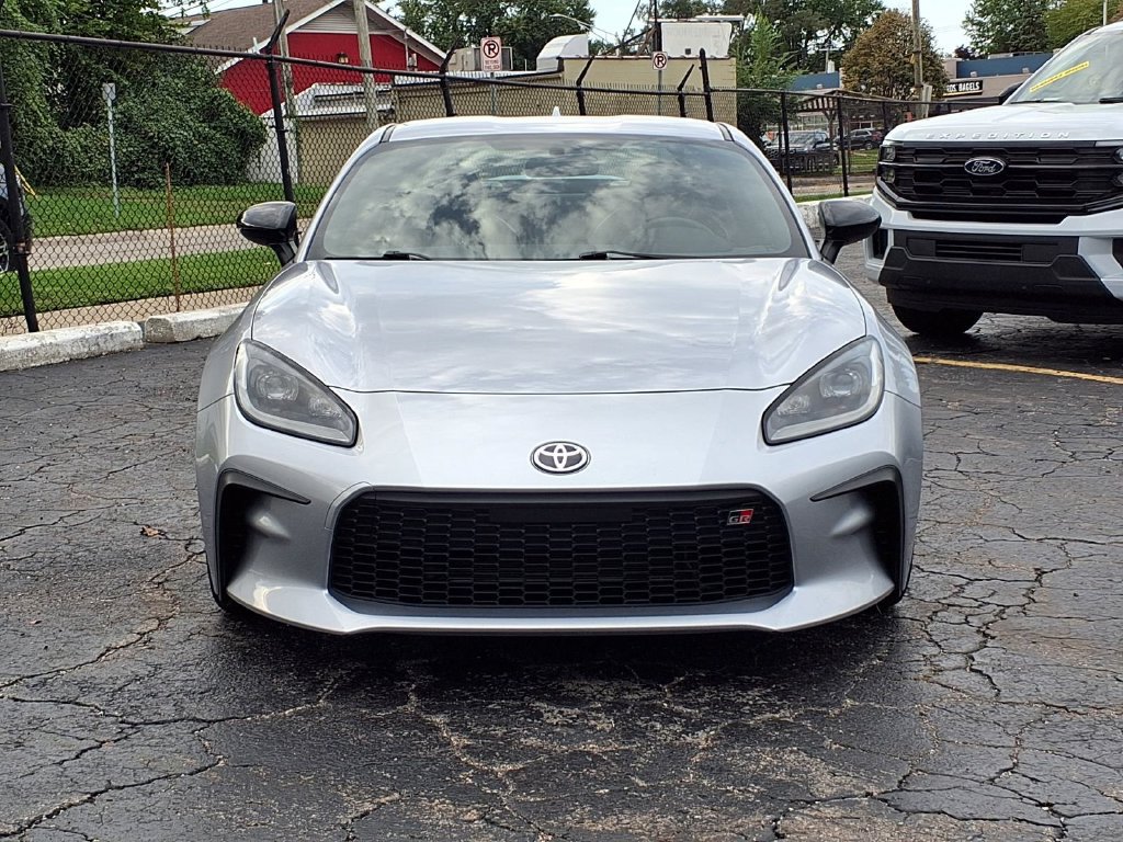 Used 2022 Toyota GR86 Premium w/ ALL Weather Mat Package (TMS) RWD image 21