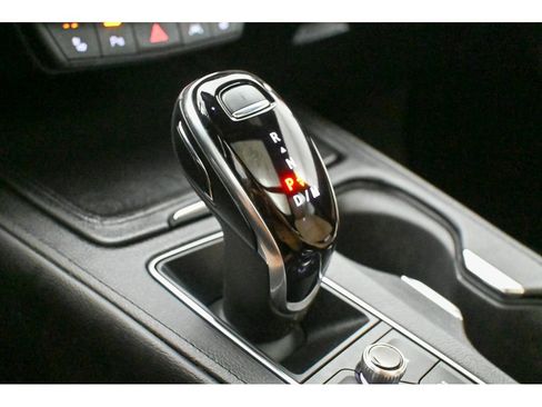 Certified 2024 Cadillac XT4 Luxury w/ Cold Weather Package image 40