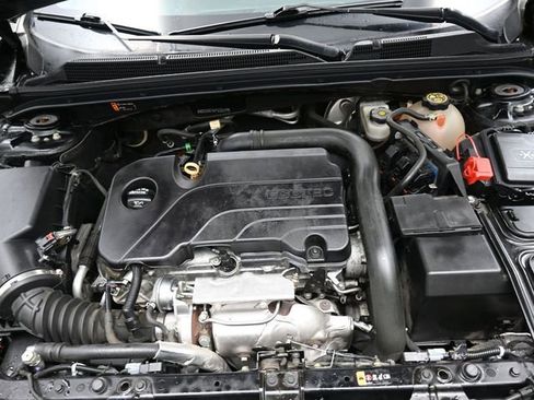 Used 2018 Chevrolet Malibu LT w/ Leather Package image 29