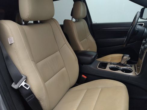 Used 2016 Jeep Grand Cherokee Laredo w/ Quick Order Package 23E image 21