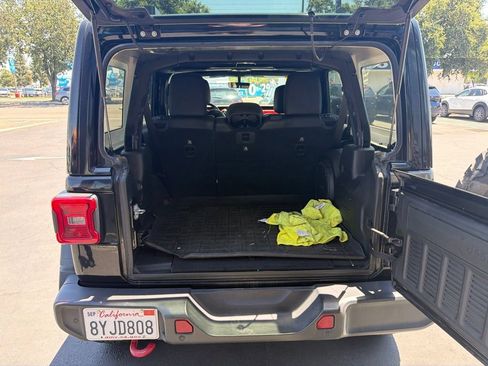 Used 2019 Jeep Wrangler Unlimited Rubicon AWD/4WD image 7