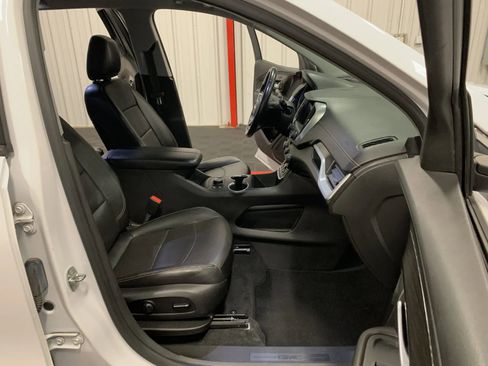 Used 2021 GMC Terrain SLT image 45