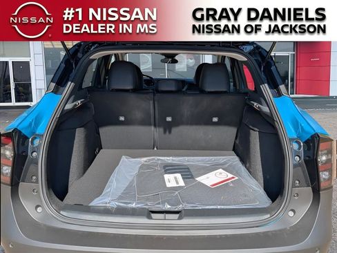 New 2026 Nissan Kicks SR w/ Cold Weather Package image 25